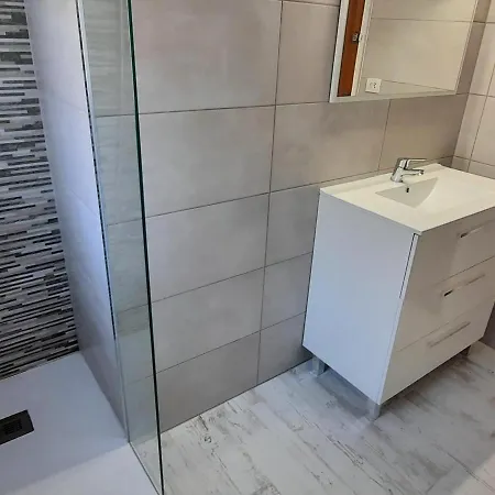 Apartment Con Terraza Centro Del Puerto, Ideal Parejas - Llanca, Costa Brava - Es-170-31 Llanca